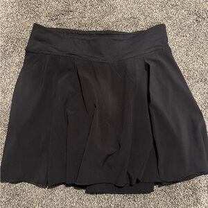 Aritzia TNA black athletic skort